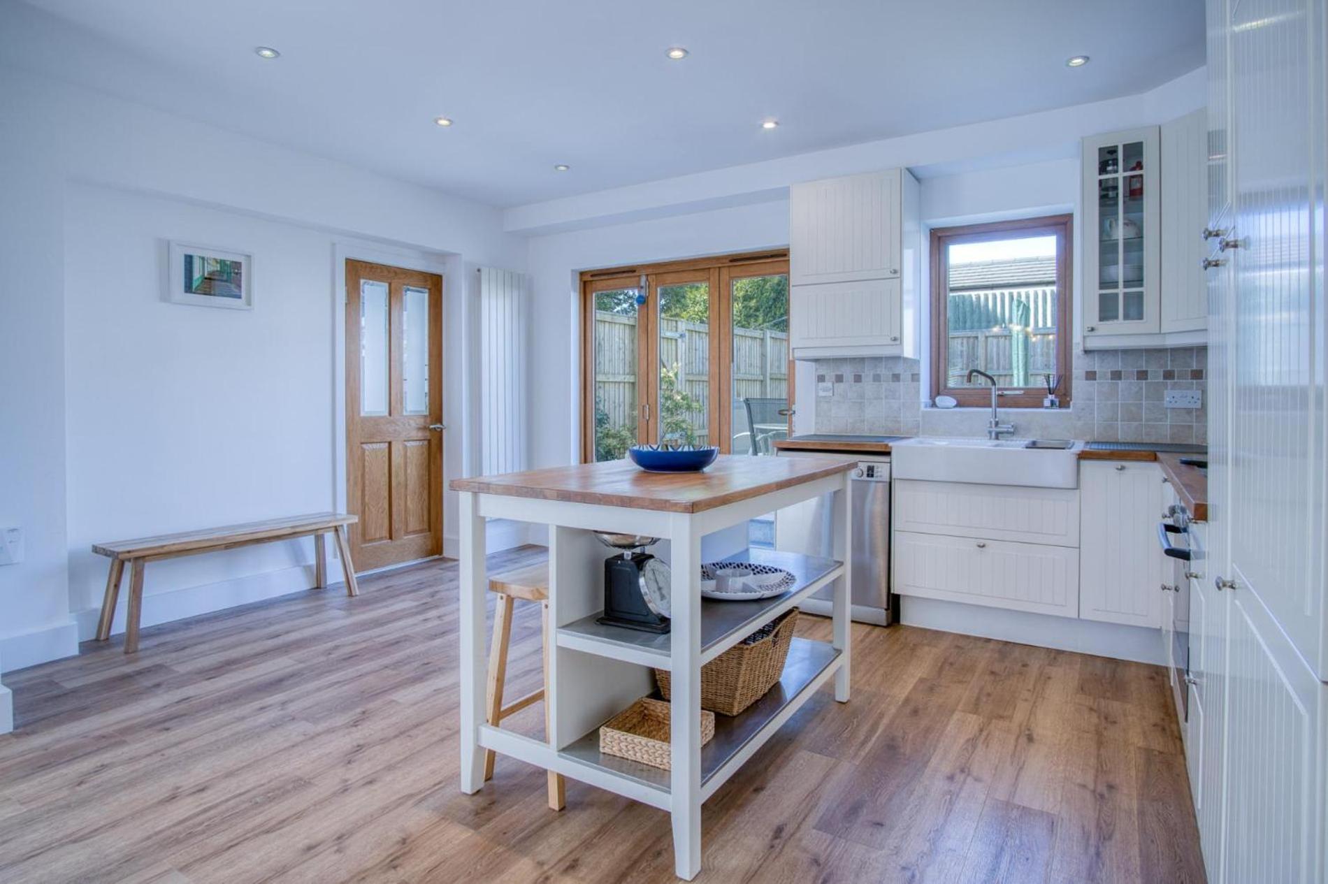 Nottage Road - 3 Bedroom - Mumbles Holiday home *