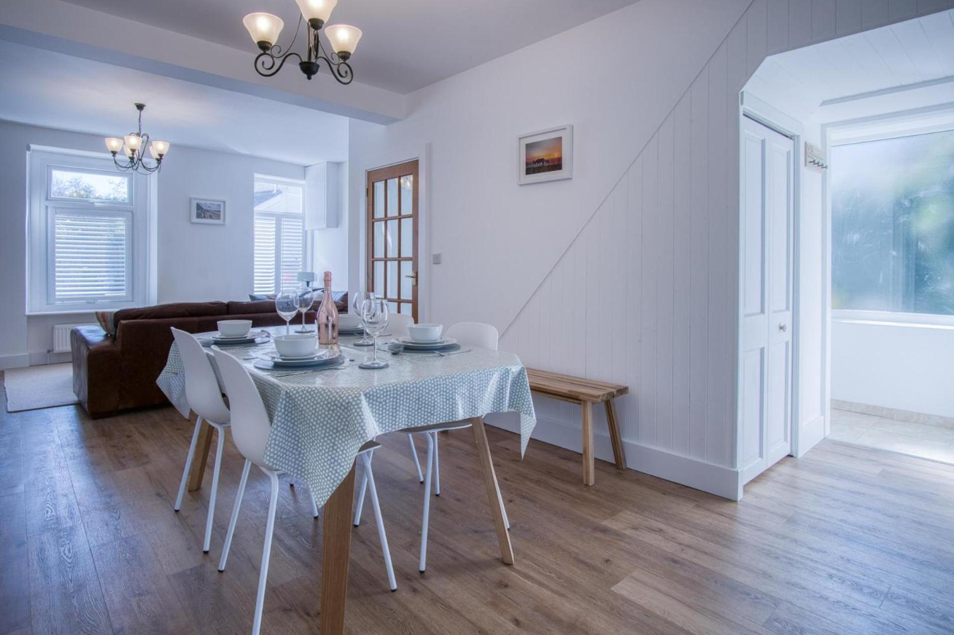 Nottage Road - 3 Bedroom - Mumbles *