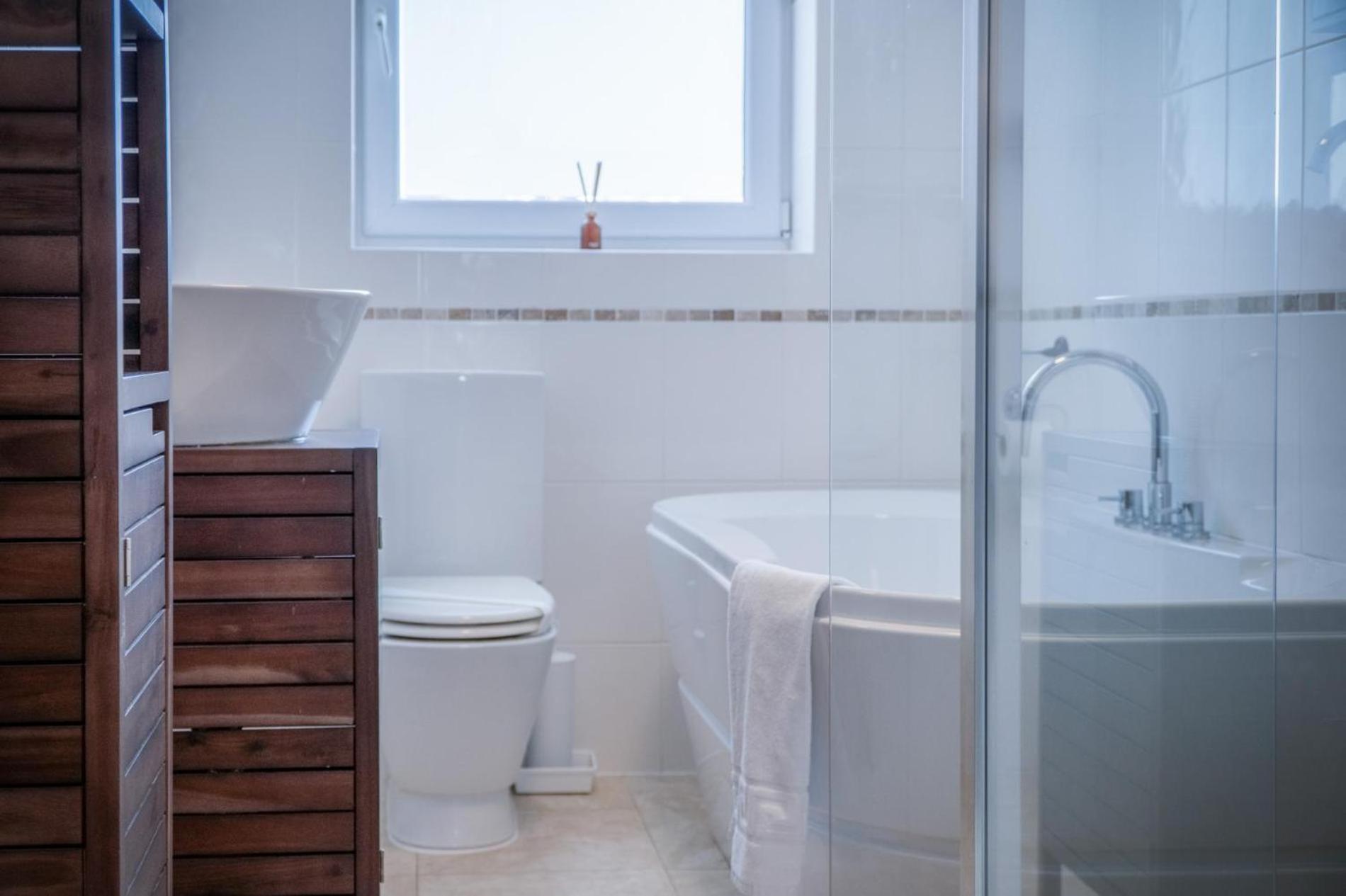 Nottage Road - 3 Bedroom - Mumbles Holiday home *