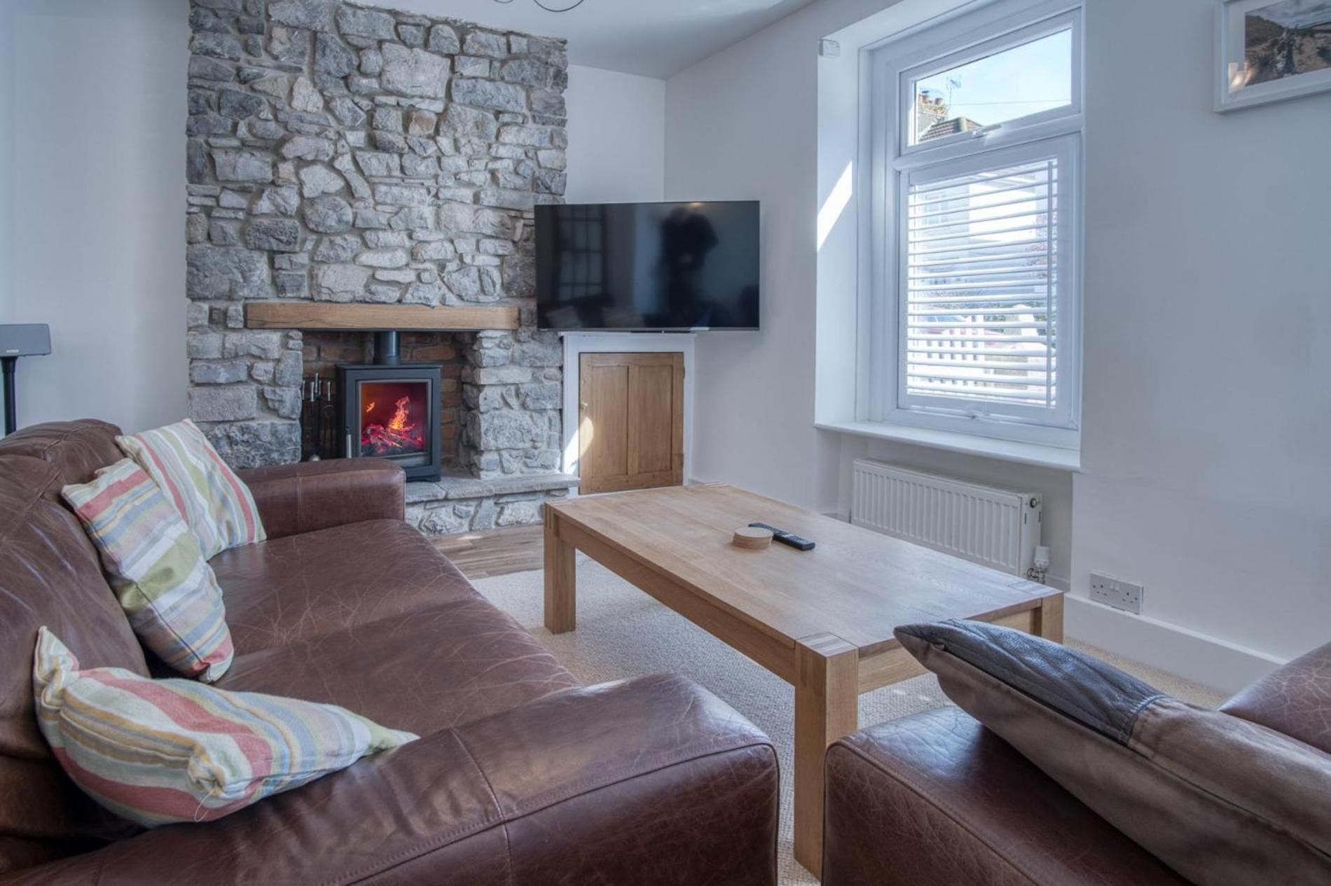 Nottage Road - 3 Bedroom - Mumbles Holiday home *